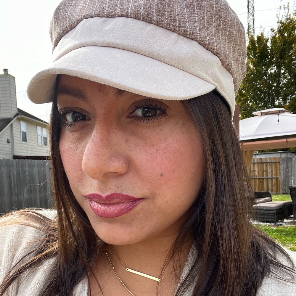 Meet your Posher, Candice